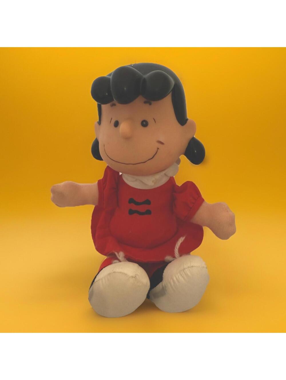Lucy Mcdonalds Charlie Brown Peanuts Plush plastic head toy Vintage 6